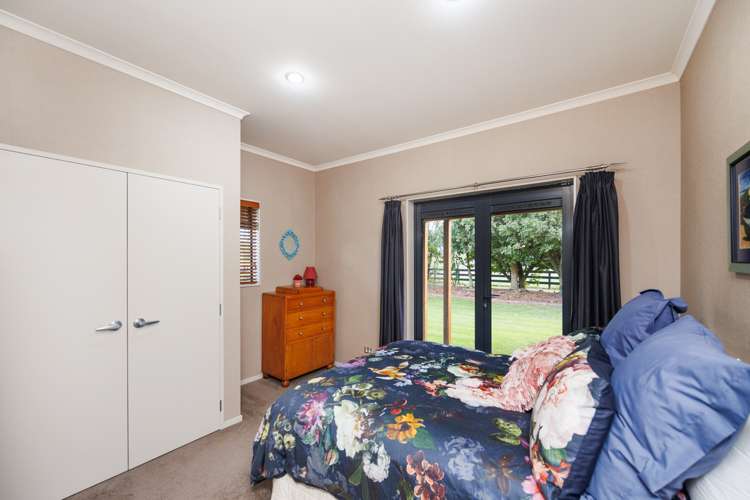 38 Brandon Hall Road Bulls_15