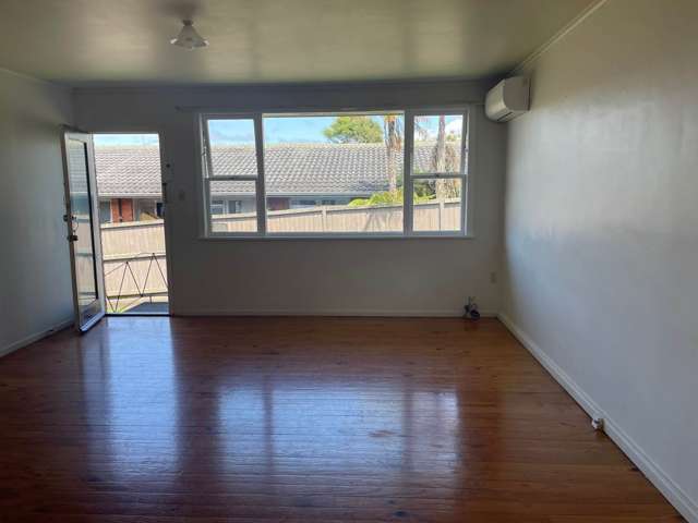 4/18 Mt Smart Road Royal Oak_1