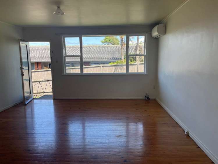 4/18 Mt Smart Road Royal Oak_1