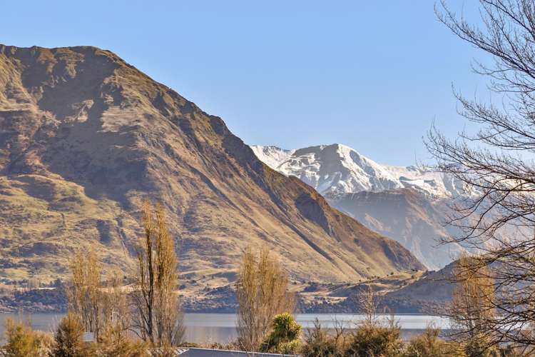 261 Beacon Point Road Wanaka_5