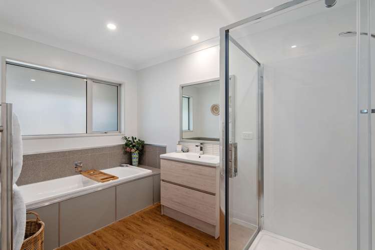 42 Westpark Drive Burnside_16