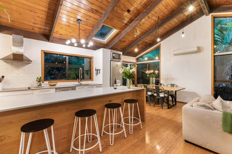 286 Huia Road Titirangi_10