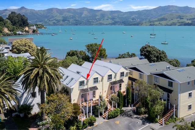 85o Beach Road Akaroa_1