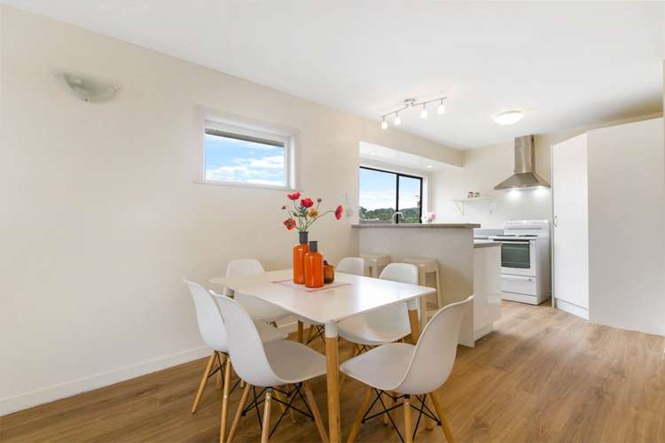 243a Glengarry Road Glen Eden_4