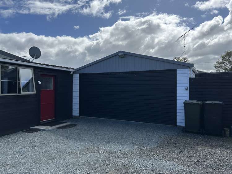 23 Great North Road Te Kamo_17