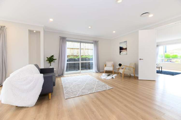 7 Ngaroma House Drive Hobsonville_16