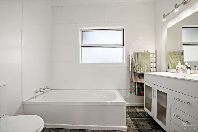 86 Valley Road Mount Eden_10