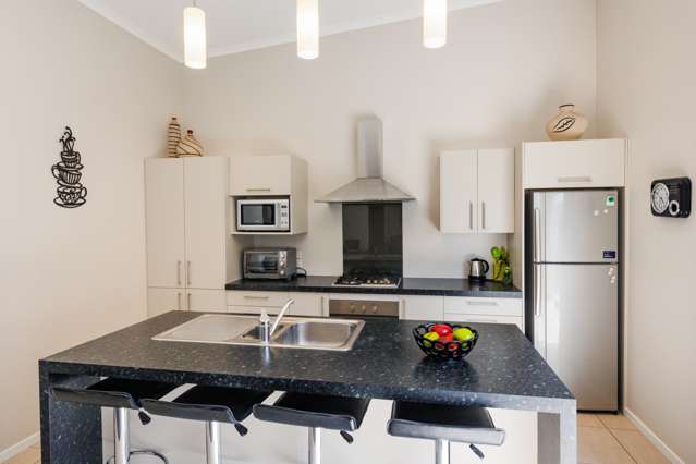 10 Galea Grove Kelvin Grove_3