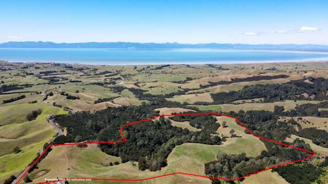 Land, income & potential with iconic views