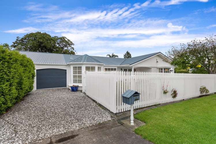 1 Elm Street Morrinsville_19