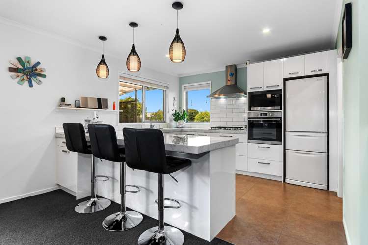 14 Wairau Drive Tikipunga_3