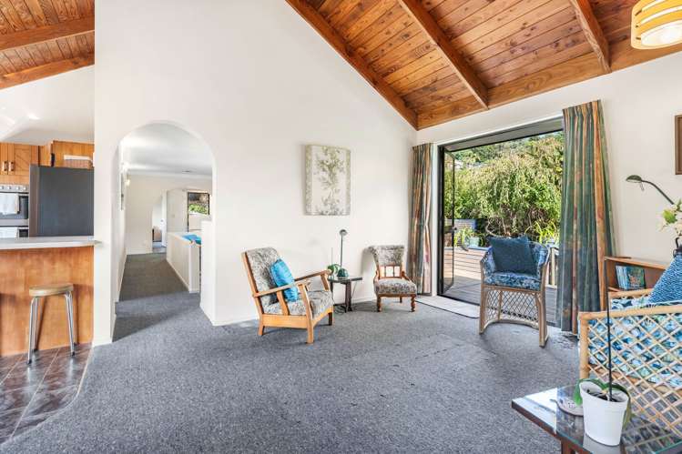 98 Fairway Drive Te Kamo_15