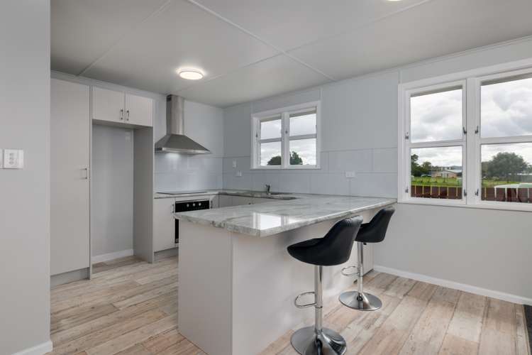 176 Broadway Kaikohe_12