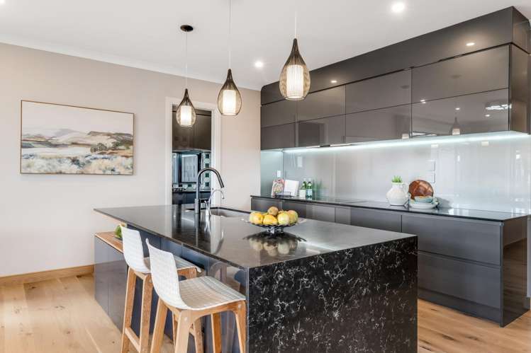 45 Armstrong Farm Drive East Tamaki Heights_21