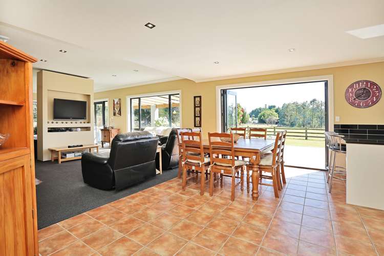 156 Otatara Road New River Ferry_12