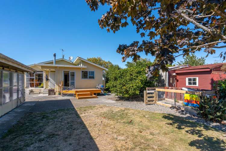 184 High Street South Carterton_14