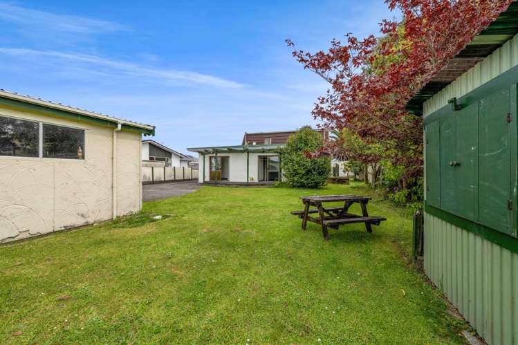 74 Cressida Avenue Stratford_23