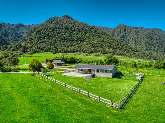 1758 Lake Brunner Road Inchbonnie_3