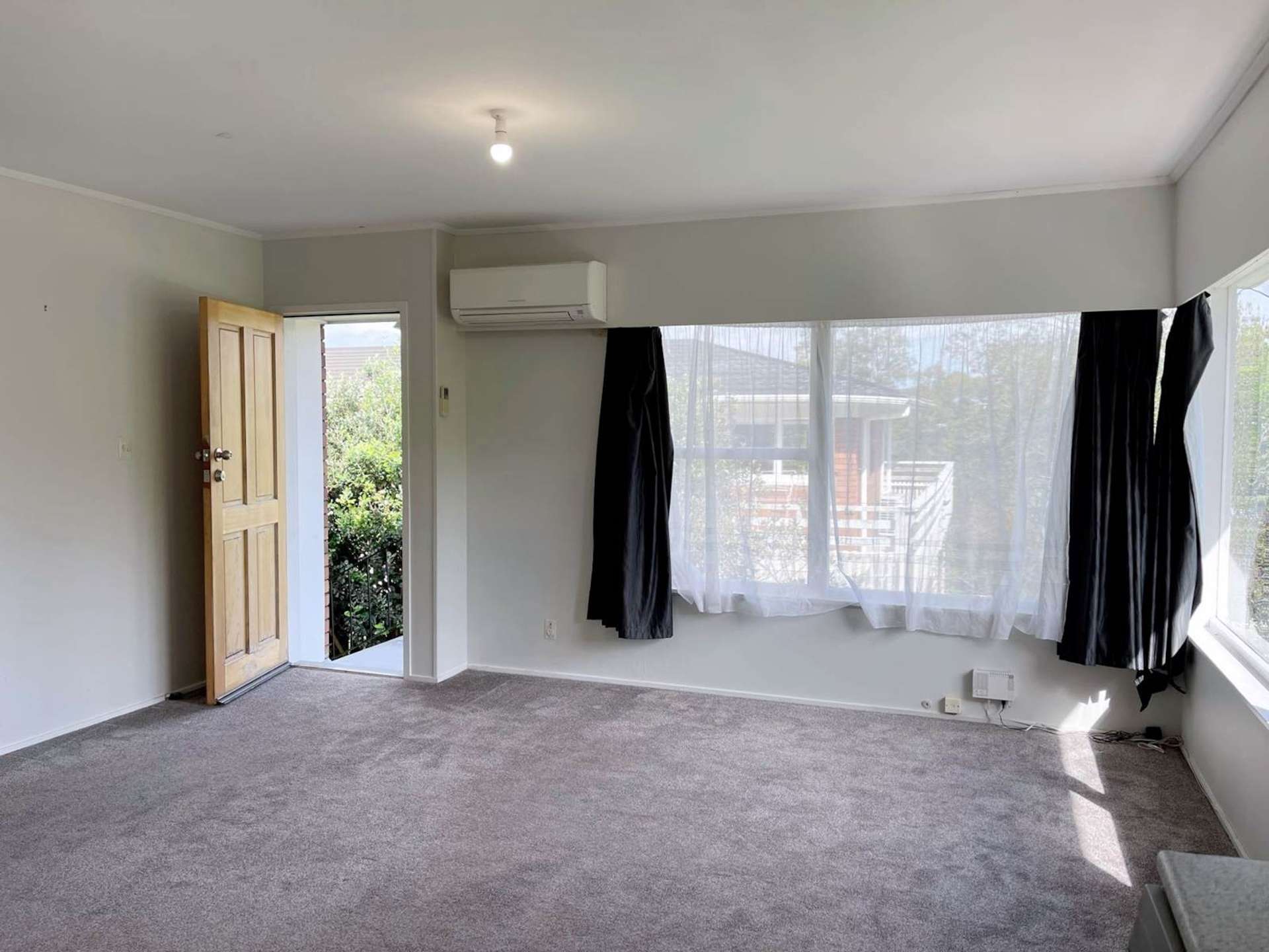 1/59 Ayton Drive Totara Vale_0