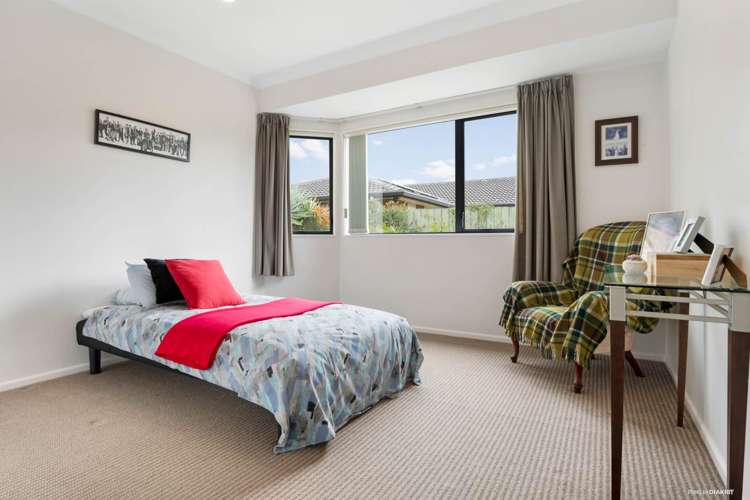 17 Lothian Brae Wattle Downs_12