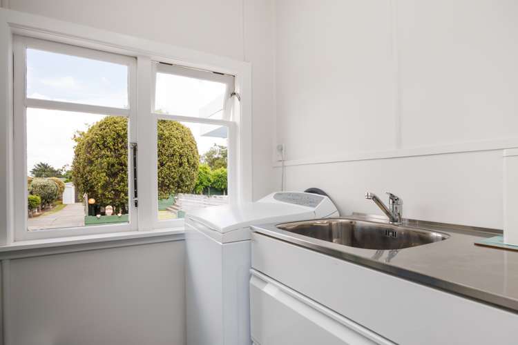 6 Derby Street Feilding_14