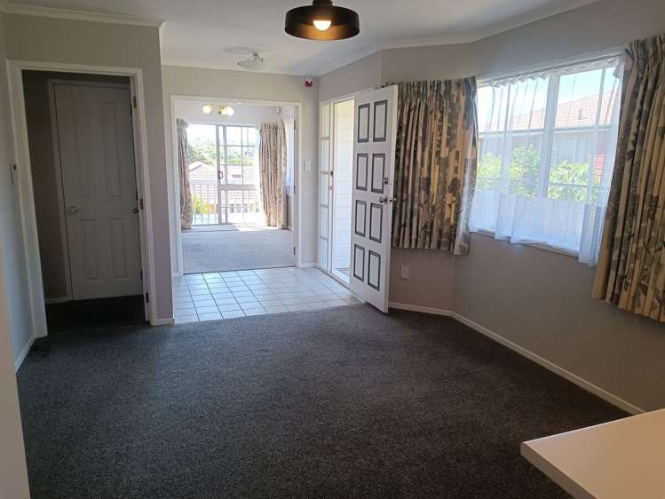 2/15 Summermist Drive Northpark_7