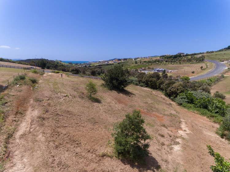 14 Pekama Drive Cable Bay_6