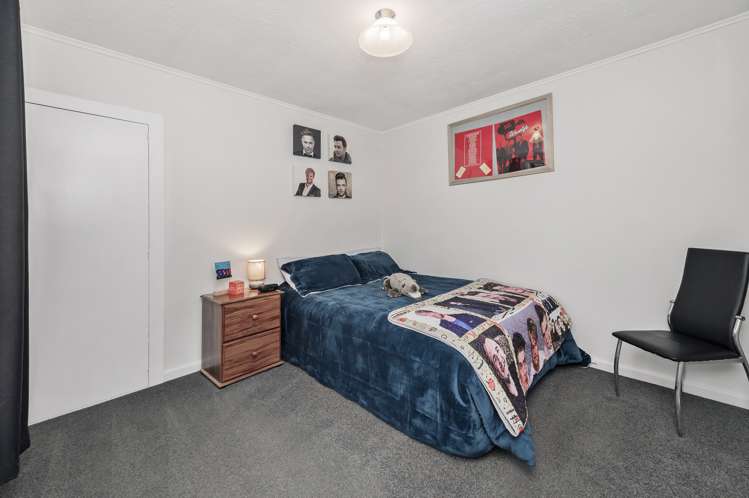 194 Springs Road Hornby_14