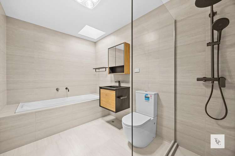 1,3 & 5 Wingrove Close_5