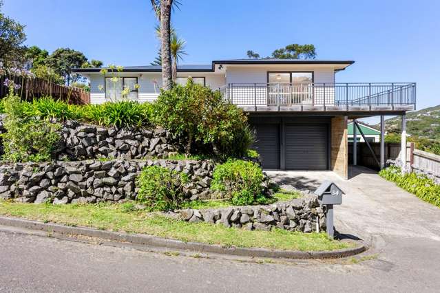 34 Percy Dyett Drive Karori_1