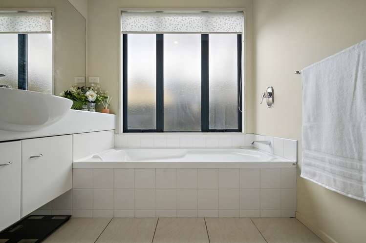 17 Ashton Mews Casebrook_18