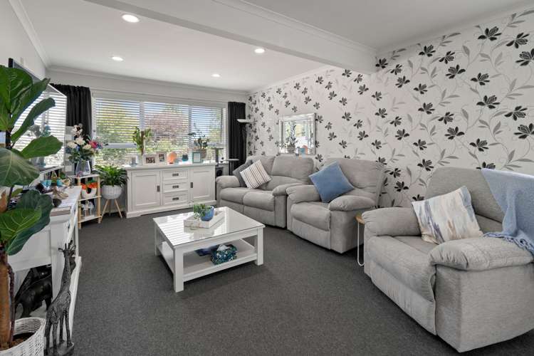 98 Solway Crescent Solway_13