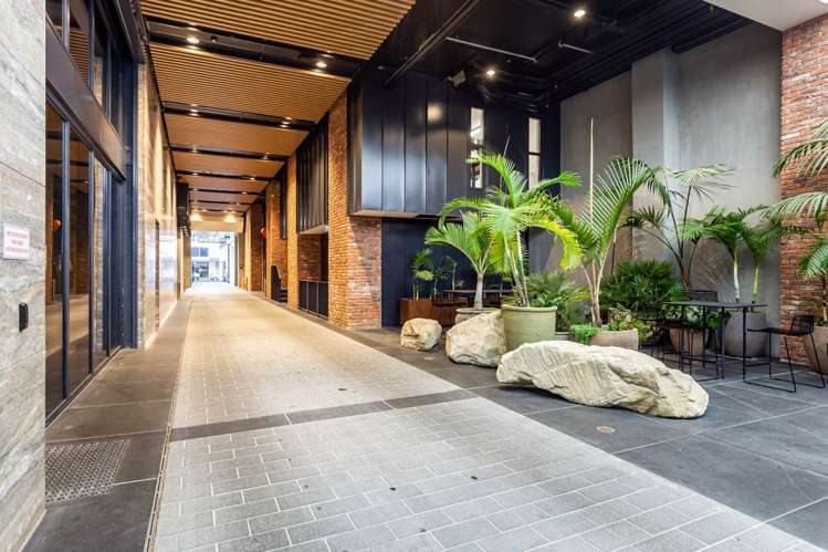 5203/10 Commerce Street City Centre_42