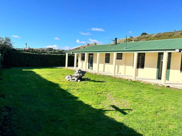 99 Lake Ferry Road Lake Ferry_1