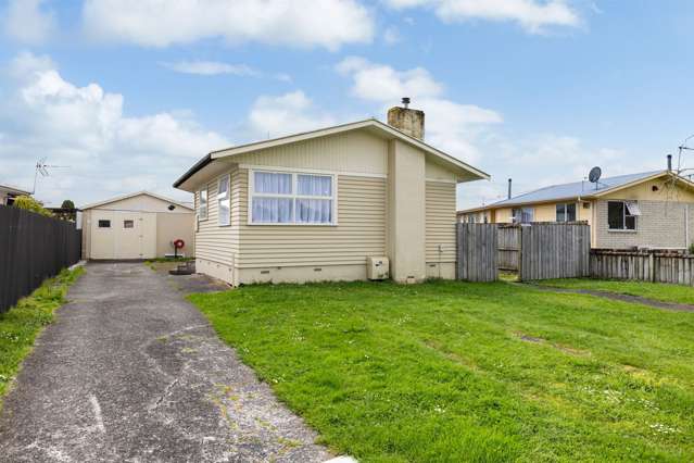 10 Pamela Place Deanwell_1