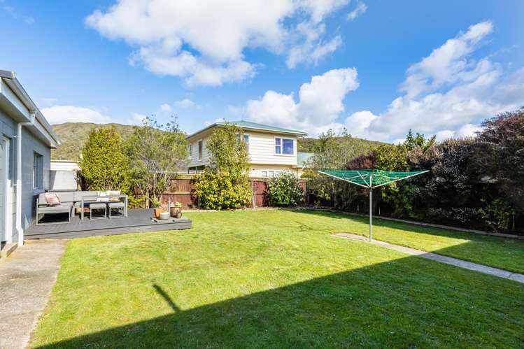 4 Lowry Crescent Stokes Valley_19