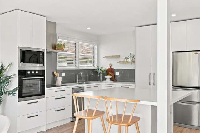 48 Waitikiri Drive Parklands_4