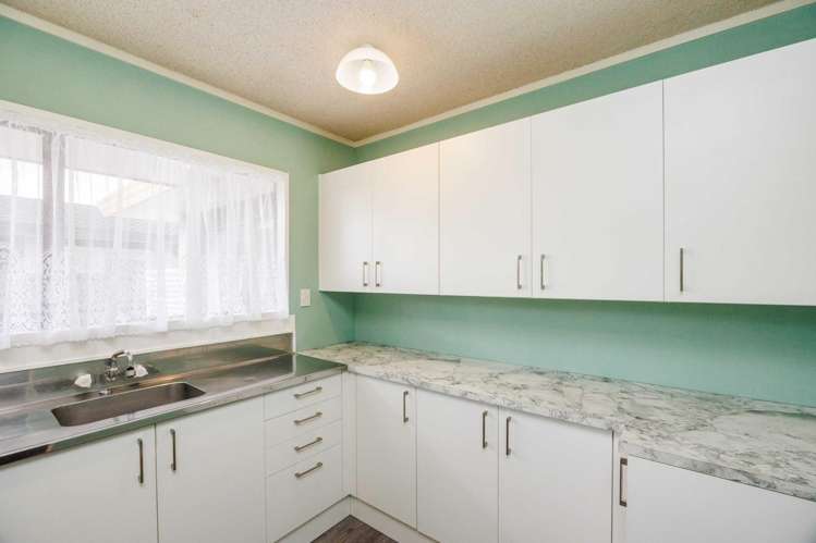 2 Rangitane Street Palmerston North City_1