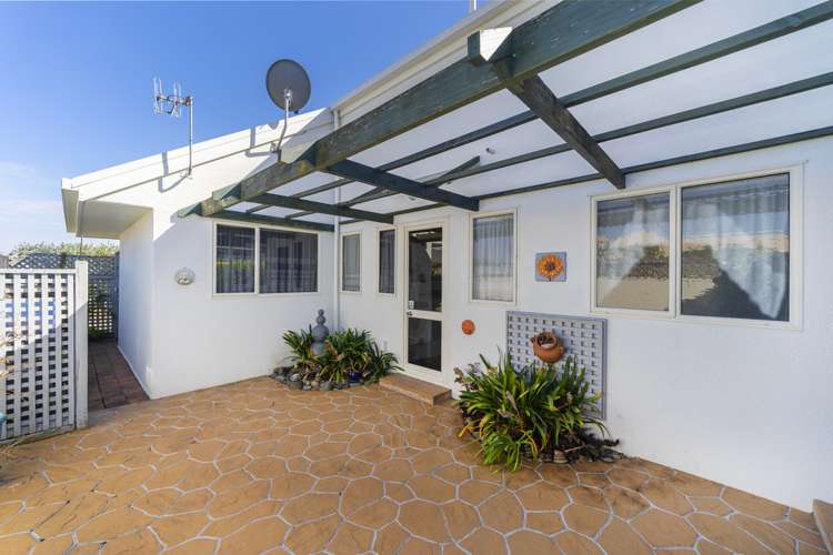 29 Stead Crescent Stoke_18