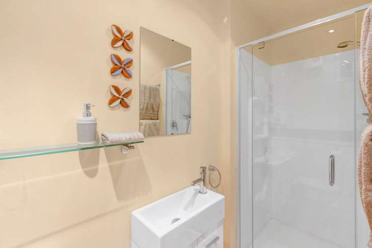 2 Kennedy Point Road Surfdale_14