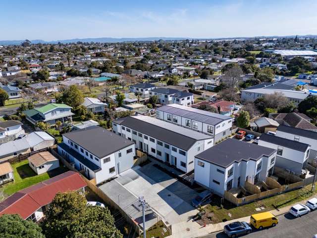 SIX HOMES LEFT. WHICH ONE IS YOURS?