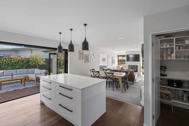 34 Russ Drive Lincoln_1