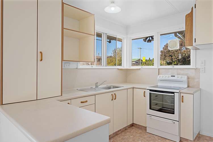 19 Oudenarde Street Renwick_2