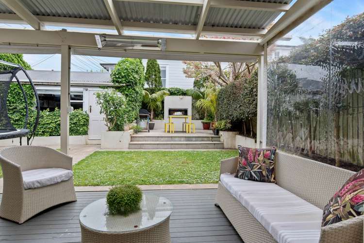 33 Church Street Devonport_16