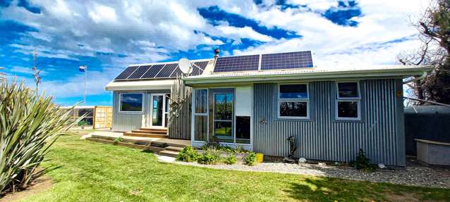 41 Bluecliffs Beach Road Tuatapere_2