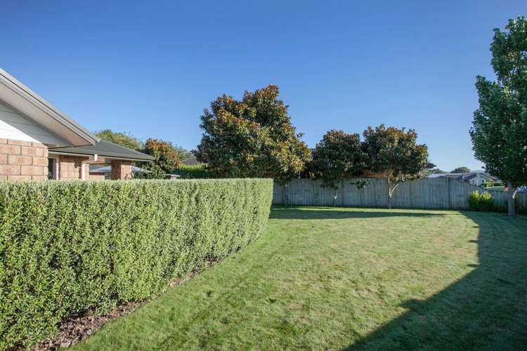 2 Tulip Drive Cambridge_17