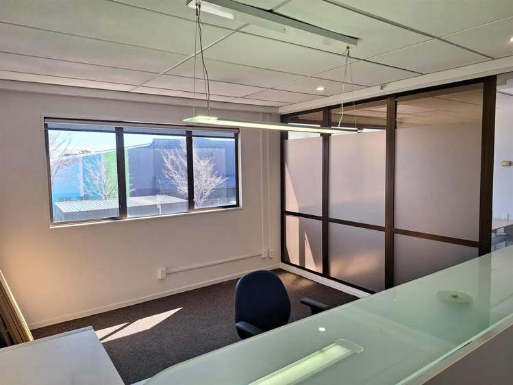 501 Brougham Street Waltham_6