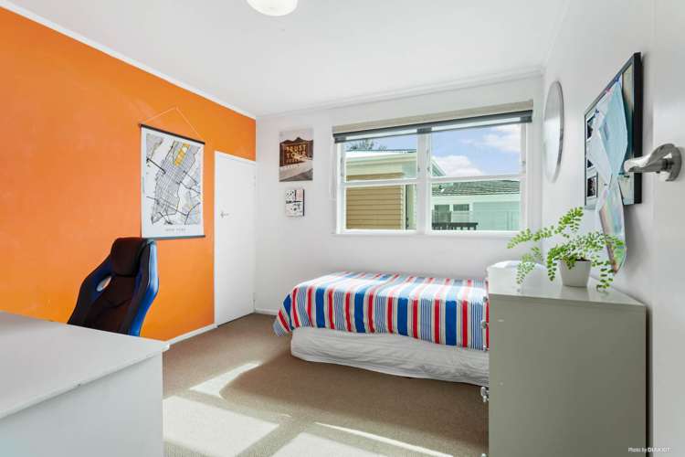 85 Lauderdale Road Birkdale_14