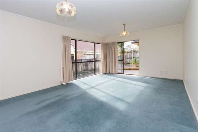 2/91 Aviemore Drive Highland Park_4