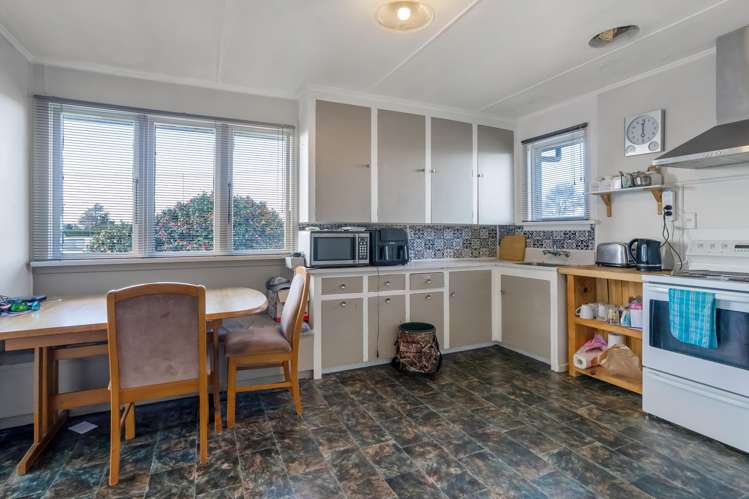 83 Eglinton Street_2